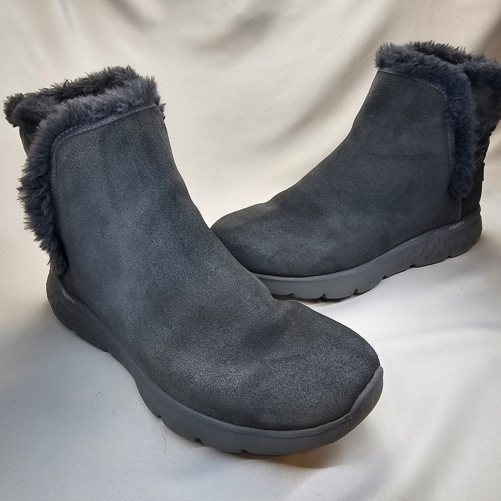 Skechers On-The-Go 400 Cozies Suede Ankle Boots Gray Women 8.5 Faux Fur Lined